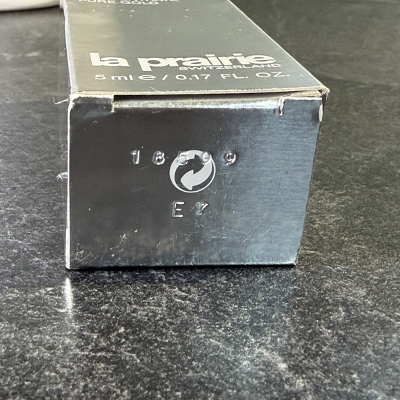 NEW La Prairie Pure Gold Radiance Concentrate 5mL Anti Aging Serum - Picture 6 of 6